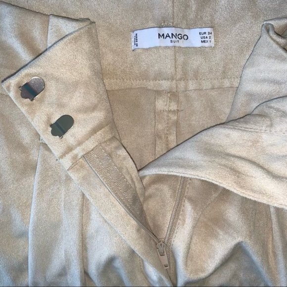 Mango Shorts Women’s Size 2 US Tan Beige Faux Suede Microsuede High Waisted - Picture 6 of 7